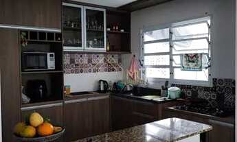 Imagem 7: Casa com quatro dormitórios amplo terreno em Florianópolis