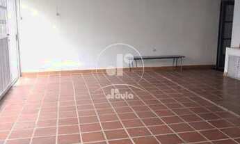 Imagem 2: Sobrado para aluguel com 232 metros quadrados com 4 quartos