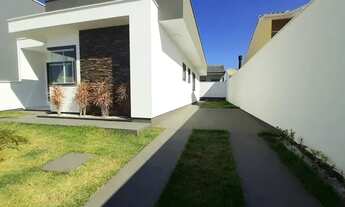 Imagem 3: Casa 3 dormitórios e 2 banheiros com piscina à venda por R$ 480.000