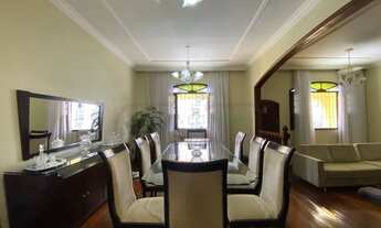 Imagem: )(- Linda Casa para venda possui 350 m²