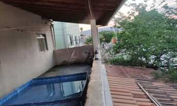 Imagem 3: Vende-se casa de 2 pavimentos a 5 minutos do centro