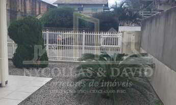 Imagem 5: Casa para Venda em Florianópolis, Carianos, 3 dormitórios, 1 suíte, 3 banheiros, 2 vagas