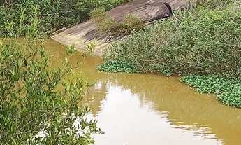 Imagem: Alugo ap de 01 quarto, banheiro, sala e