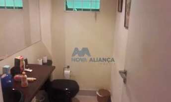 Imagem 7: Casa de rua-À VENDA-Laranjeiras-Rio de Janeiro-RJ