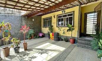 Imagem: 06 - Vendo casa em Vitória / Maria Ortiz