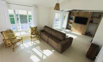 Imagem 6: Casa térrea no Aruã com 3 suítes, 3 vagas e piscina