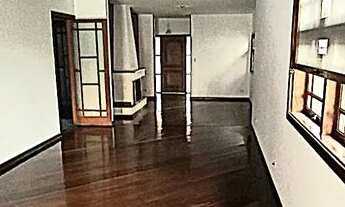 Imagem 4: Casa de condomínio térrea para aluguel tem 300 metros quadrados com 4 quartos