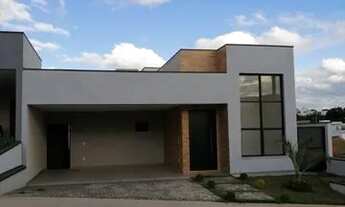 Imagem: Linda casa recém terminada à venda no