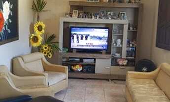 Imagem 5: Casa de condomínio para aluguel possui 160 metros quadrados com 5 quartos