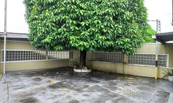 Imagem 7: Casa para aluguel e venda possui 540 metros quadrados com 6 quartos em parque 10 -