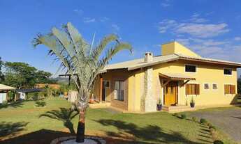 Imagem: Imóvel para venda tem 5000 metros quadrados