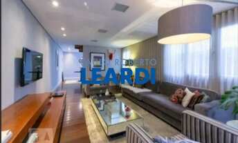 Imagem: SOBRADO - VILA OLÍMPIA - SP