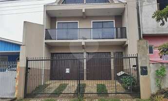 Imagem: Sobrado para venda tem 244 metros quadrados