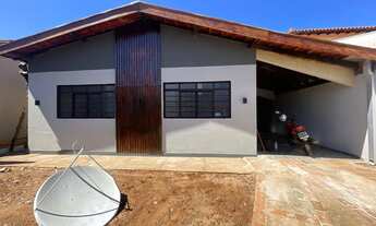 Imagem 2: Casa ampla à venda 4 dormitórios / 2 suítes 420m² de terreno