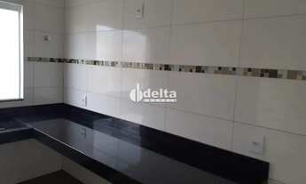 Imagem 2: Casa disponível para venda no bairro Novo Mundo em Uberlândia MG