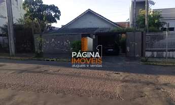 Imagem: A Página 1 Imóveis apresenta uma Casa