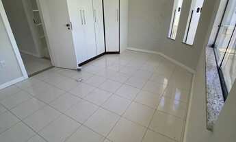 Imagem 7: Imóvel para aluguel tem 340 metros quadrados com 3 quartos em Buraquinho - Lauro de Freita