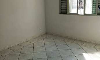 Imagem 3: CASA NA VILA INDUSTRIAL, 5 QUARTOS, 2 VAGAS NA GARAGEM OU MAIS, QUINTAL AMPLO, EDICULA