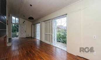 Imagem 4: Excelente casa de 147m² com 3 dormitórios, 4 vagas e 1 piscina