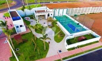 Imagem 3: BlackFriday Terreno Condomínio Raros na rua principal