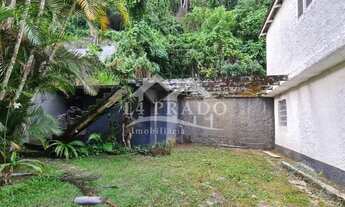 Imagem 2: Casa comercial para locação no Centro Petrópolis/RJ, com 7 quartos