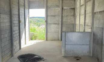 Imagem 3: Vendo terreno com casa fase de construção