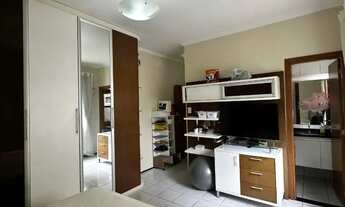 Imagem 3: Vendo Casa em Condomínio Fechado na Cohama, 200m², 04 Quartos, 02 Vagas de Garagem, Opor