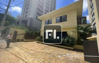 Imagem: Casa com 19 dormitórios para alugar, 504