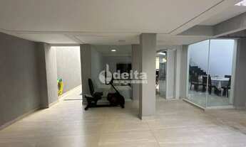 Imagem 2: Casa residencial disponível para locação no bairro Bosque dos Buritis em Uberlândia-MG