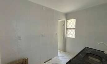 Imagem 4: Oportunidade nos Ipês! Apto com 2 Quartos + Dependência