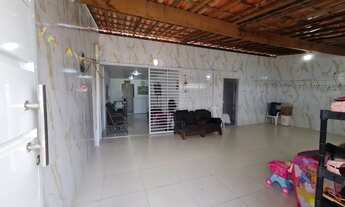 Imagem 2: Casa de acabamento impecável!