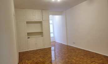 Imagem 2: Apartamento na Praia doFlamengo ,sala ampla,100 m2 com 3 quartos e vaga escriturada