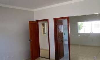 Imagem 5: Casa de condomínio para venda possui 240 metros quadrados com 3 quartos