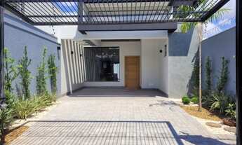 Imagem: Jd. Guaporé Maringá. Piscina e 03 suítes