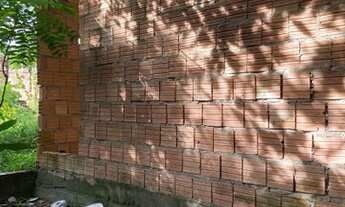 Imagem 5: Terreno + casa em construção