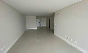 Imagem 4: NOVO!!! 03 SUÍTES / + 3 VAGAS DE GARAGEM + *HOBBY BOX + 125,49m2 de ÁREA PRIVATIVA -CENTRO