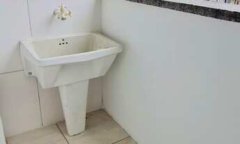 Imagem 2: Apartamento com 2 quartos totalmente reformado