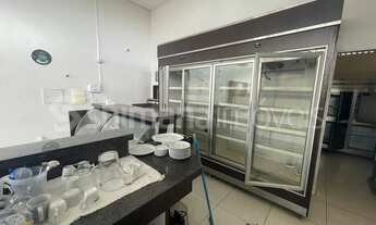 Imagem 7: Ponto comercial/Loja/Box para venda possui 200 metros quadrados