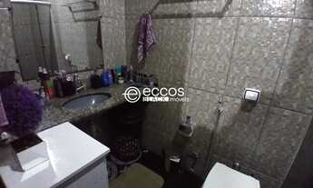 Imagem 4: CASA RESIDENCIAL em UBERLÂNDIA - MG, CIDADE JARDIM