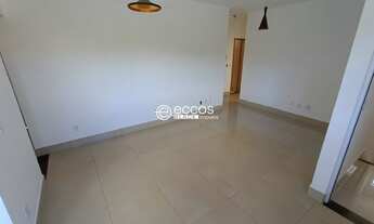 Imagem 2: CASA RESIDENCIAL em UBERLÂNDIA - MG, CIDADE JARDIM