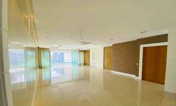 Imagem 3: Apartamento para aluguel tem 288 metros quadrados com 4 quartos