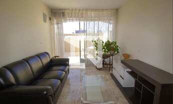 Imagem 3: Apartamento para Aluguel - Laranjeiras, 2 Quartos, 70 m2