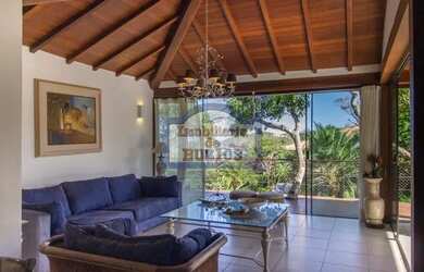 Imagem 7: Aluguel fixo em Buzios casa com 5 suítes a passos da Praia do Forno