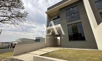 Imagem: ALUGO! Sobrado de 03 dormitórios sendo