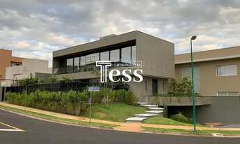 Imagem 2: Casa em condomínio de alto padrão para vender com 1 suíte com closet e 2 dormitórios com a