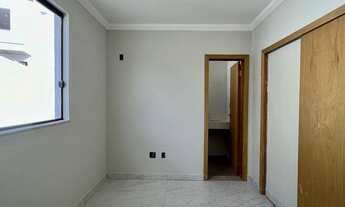 Imagem 4: Casas entrada independente, a venda, 3 quartos, suíte, varanda, 2 vagas no Santa Branca