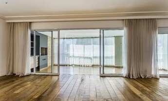 Imagem: 168 m² 3 suítes