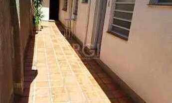 Imagem 2: Casa 220 m²com 5 quartos e 3 vagas em Jardim Itu - Porto Alegre - RS