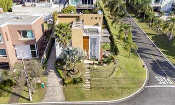 Imagem 5: RESIDÊNCIA EM CONDOMÍNIO com 4 dormitórios à venda com 440.97m² por R$ 3.495.000,00 no bai