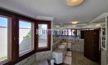 Imagem 7: Casa de condomínio térrea com 670 metros quadrados com 5 quartos